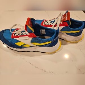 Men's Reebok tennis shoes size 10.5 in great condition